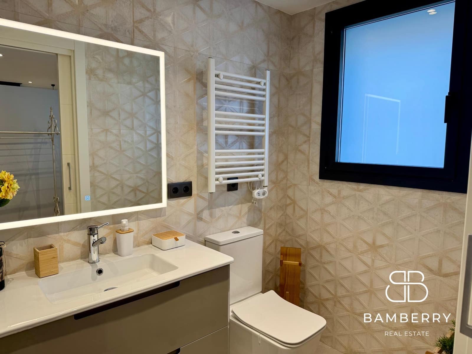 5 bedroom Villa for sale in Castelldefels with garage - € 1,890,000 (Ref: 9181523)