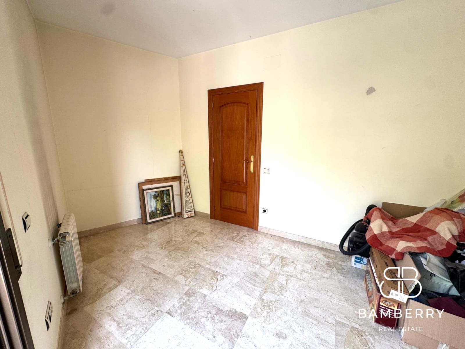 5 bedroom Apartment for sale in Gava with garage - € 589,000 (Ref: 9181524)