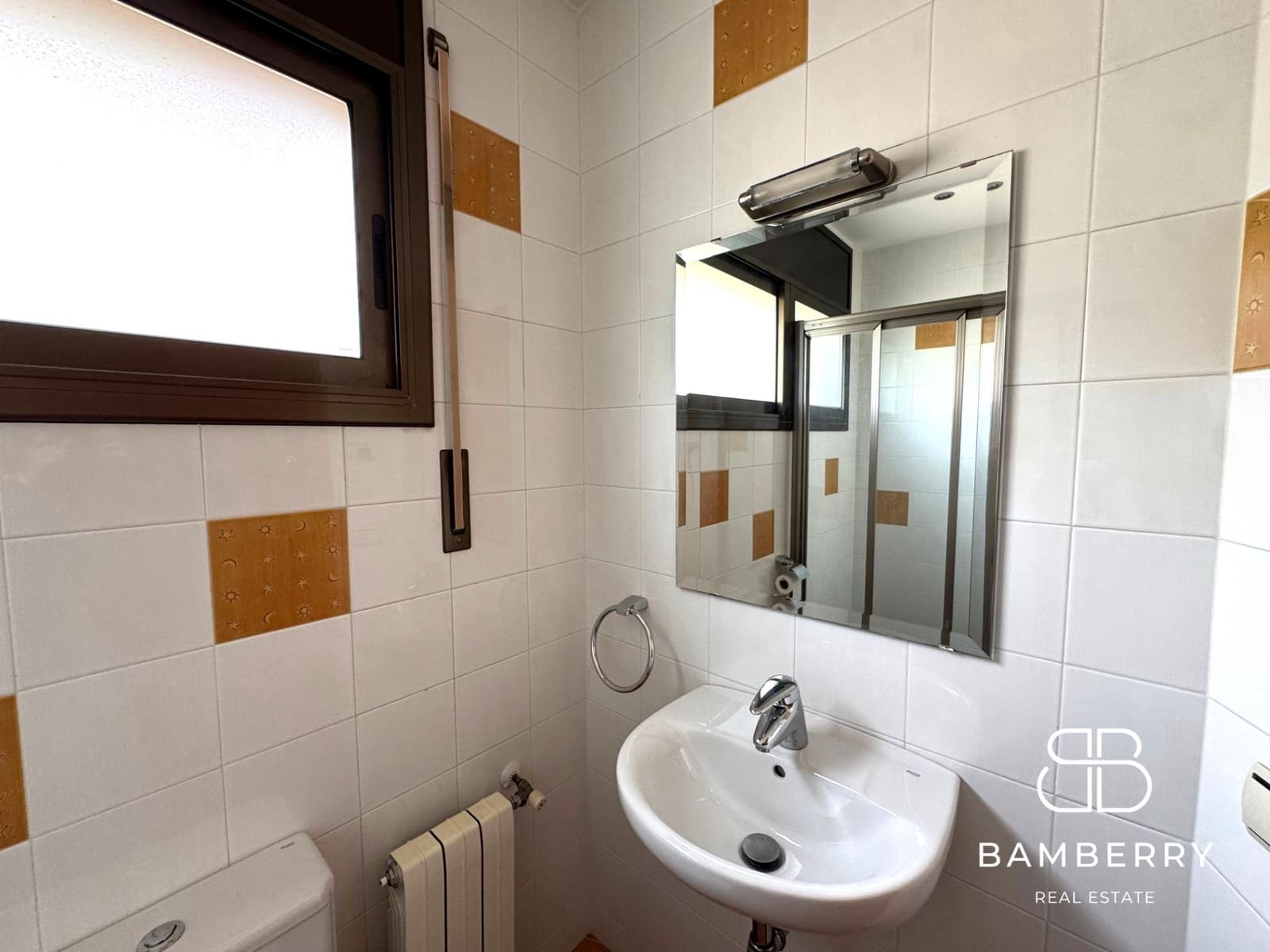 5 bedroom Apartment for sale in Gava with garage - € 589,000 (Ref: 9181524)