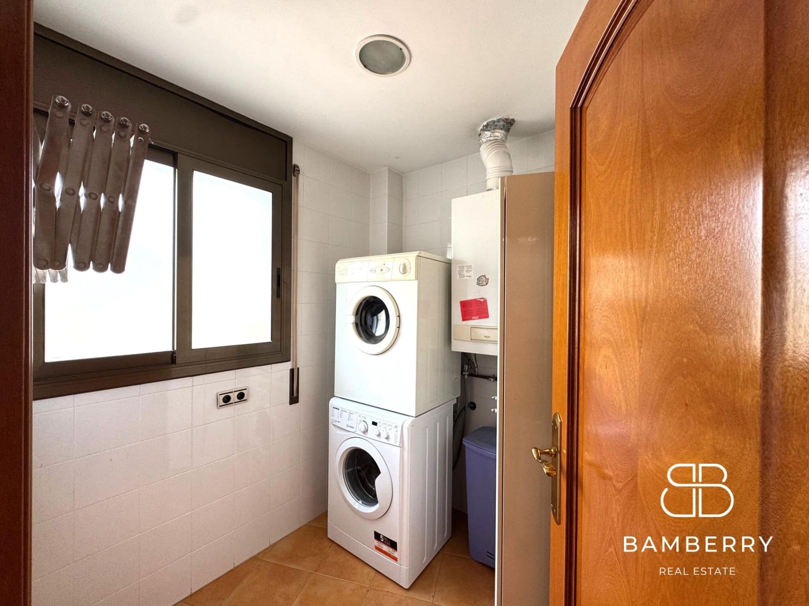 5 bedroom Apartment for sale in Gava with garage - € 589,000 (Ref: 9181524)