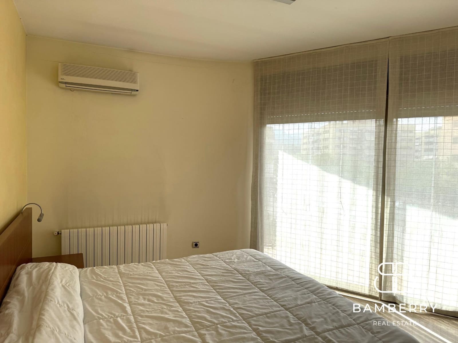 5 bedroom Apartment for sale in Gava with garage - € 589,000 (Ref: 9181524)