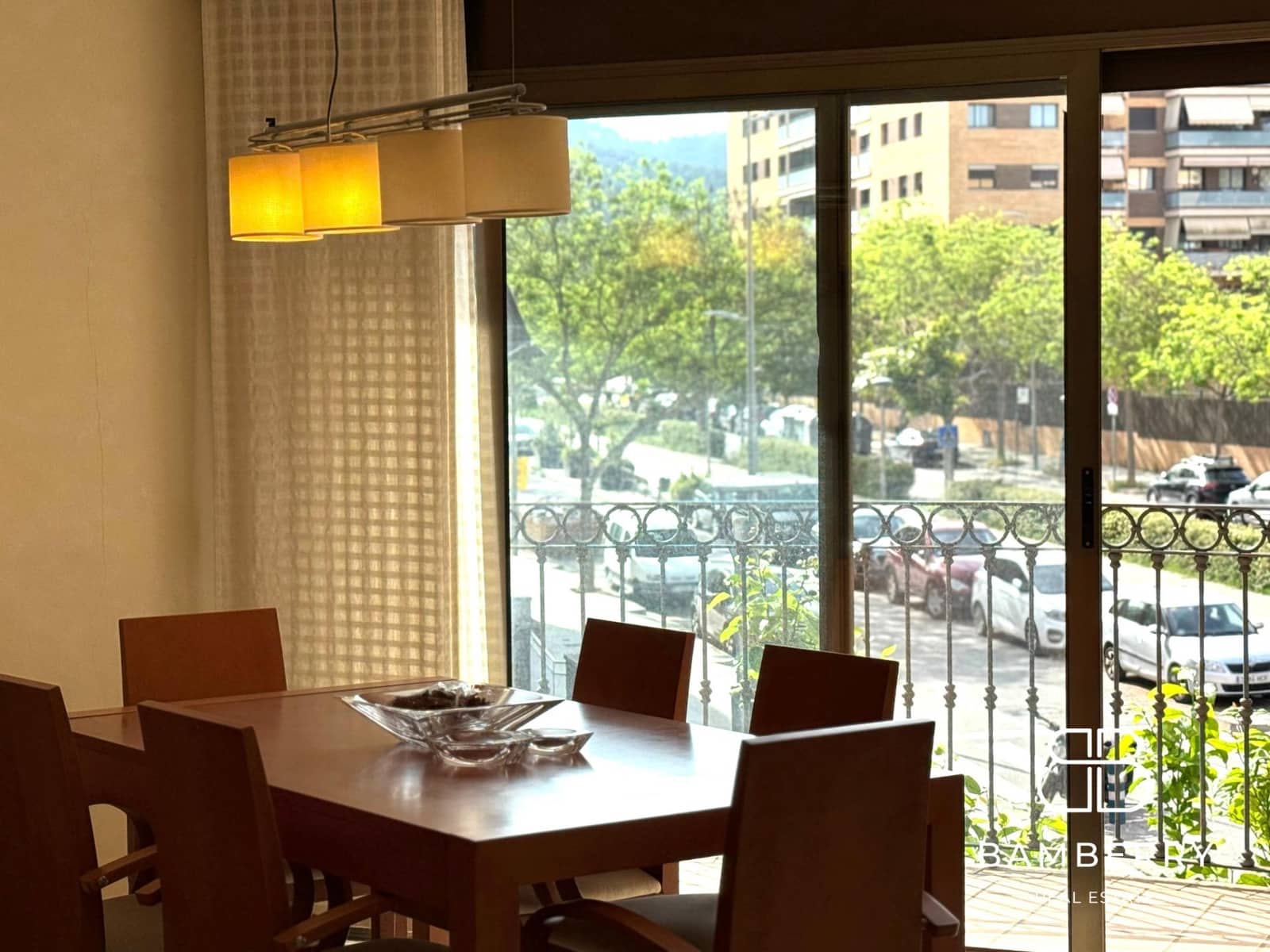 5 bedroom Apartment for sale in Gava with garage - € 589,000 (Ref: 9181524)