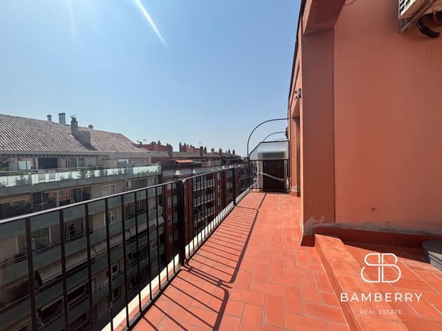 4 quarto Apartamento para arrendar em Vallcarca i Els Penitents, Barcelona cidade - 2 200 € (Ref: 9181525)