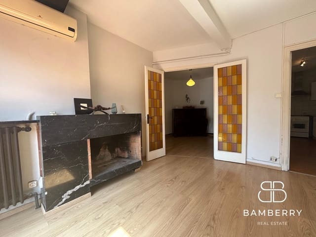 4 quarto Apartamento para arrendar em Vallcarca i Els Penitents, Barcelona cidade - 2 200 € (Ref: 9181525)