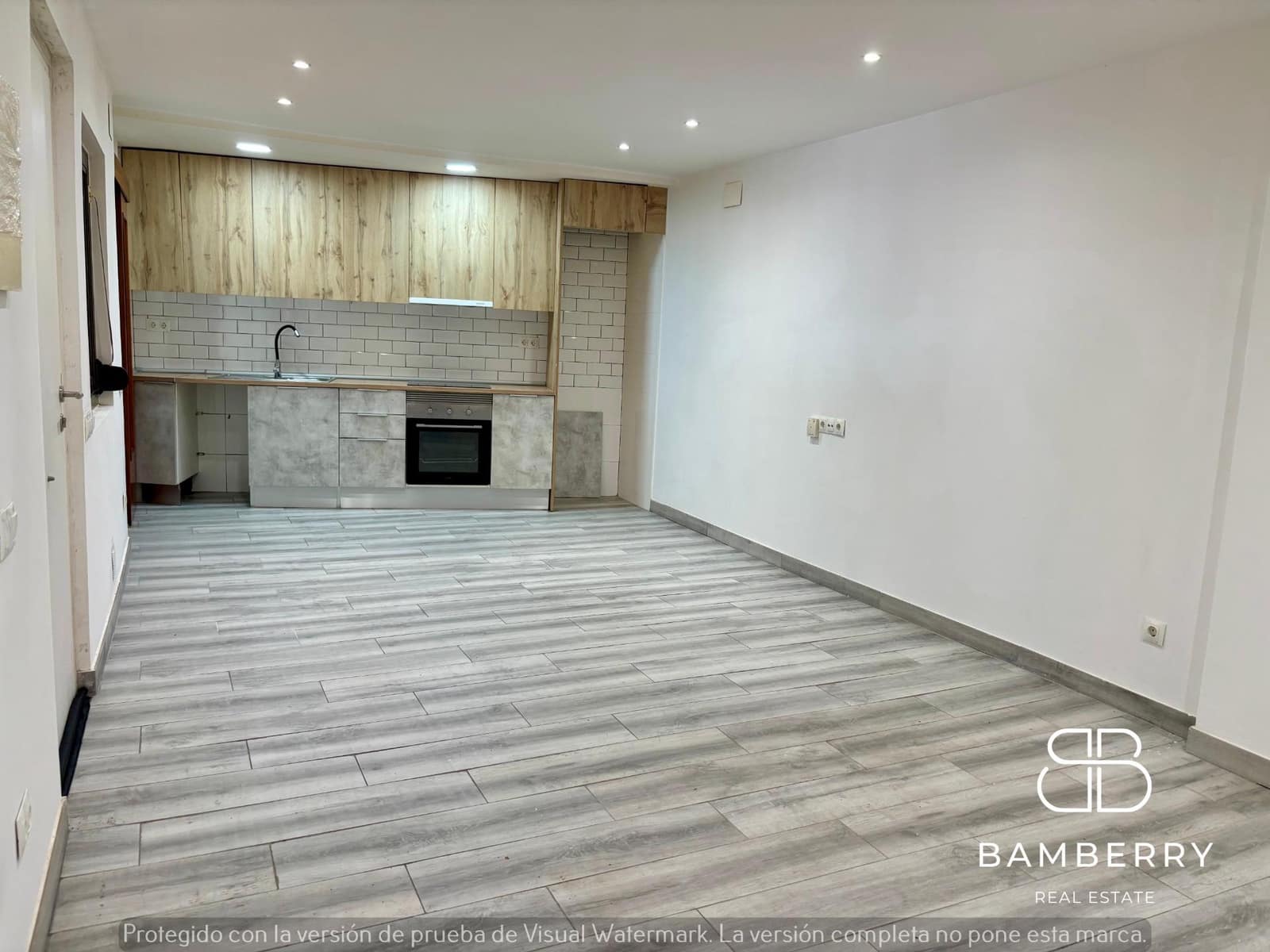 3 bedroom Flat for sale in Castelldefels - € 299,000 (Ref: 9181526)