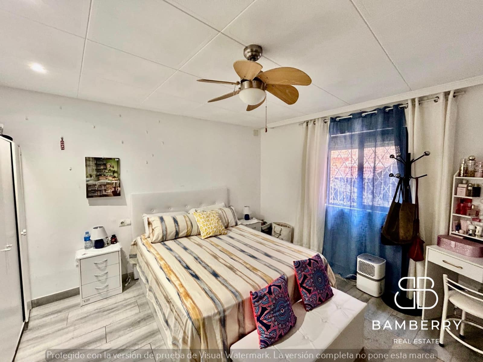 3 bedroom Flat for sale in Castelldefels - € 299,000 (Ref: 9181526)