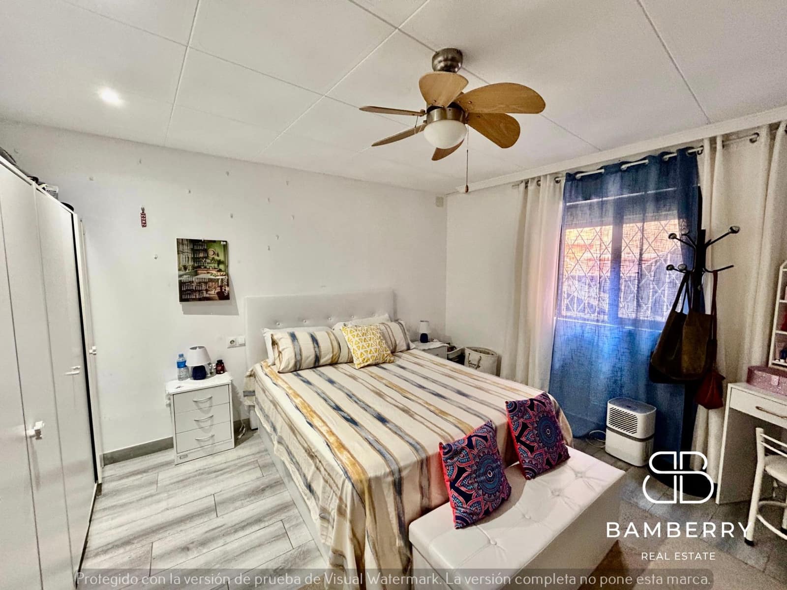 3 bedroom Flat for sale in Castelldefels - € 299,000 (Ref: 9181526)