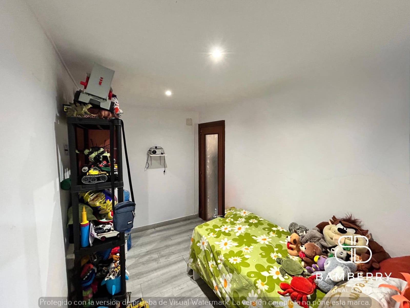 3 bedroom Flat for sale in Castelldefels - € 299,000 (Ref: 9181526)