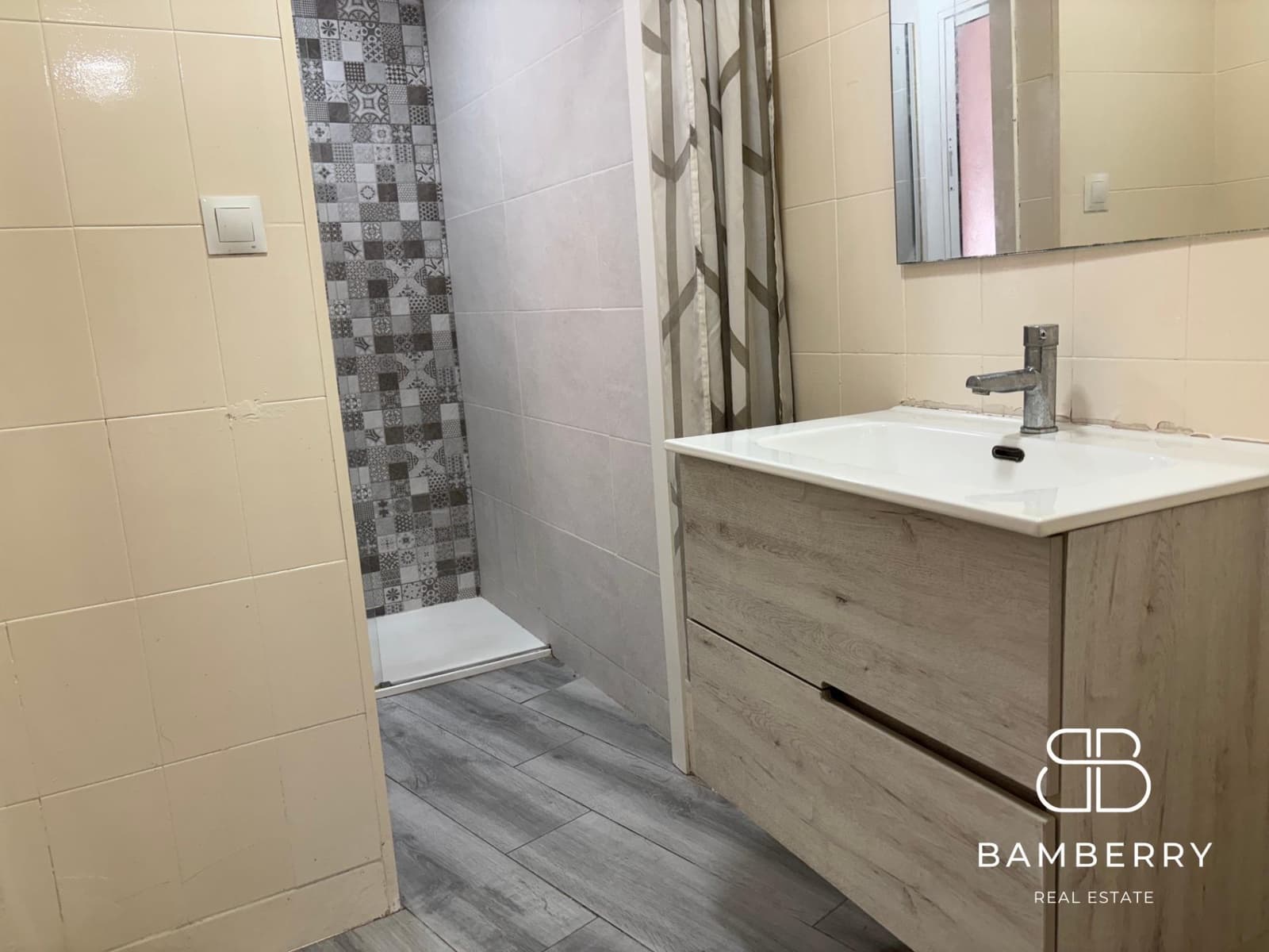 3 bedroom Flat for sale in Castelldefels - € 280,000 (Ref: 9181526)