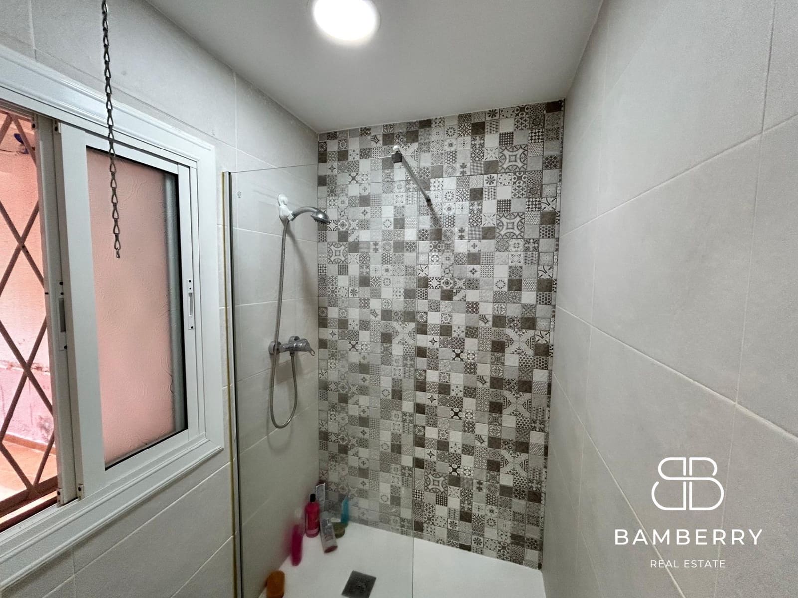 3 slaapkamer Flat te koop in Castelldefels - € 280.000 (Ref: 9181526)