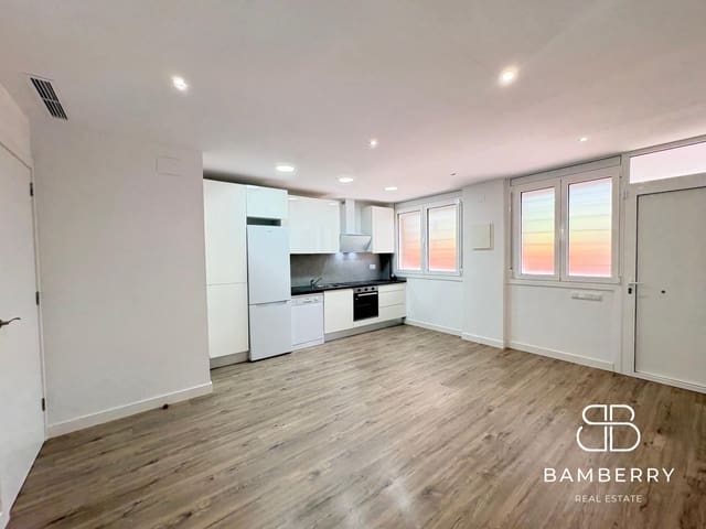 Piso de 2 habitaciones en Castelldefels en venta - 215.000 € (Ref: 9219985)