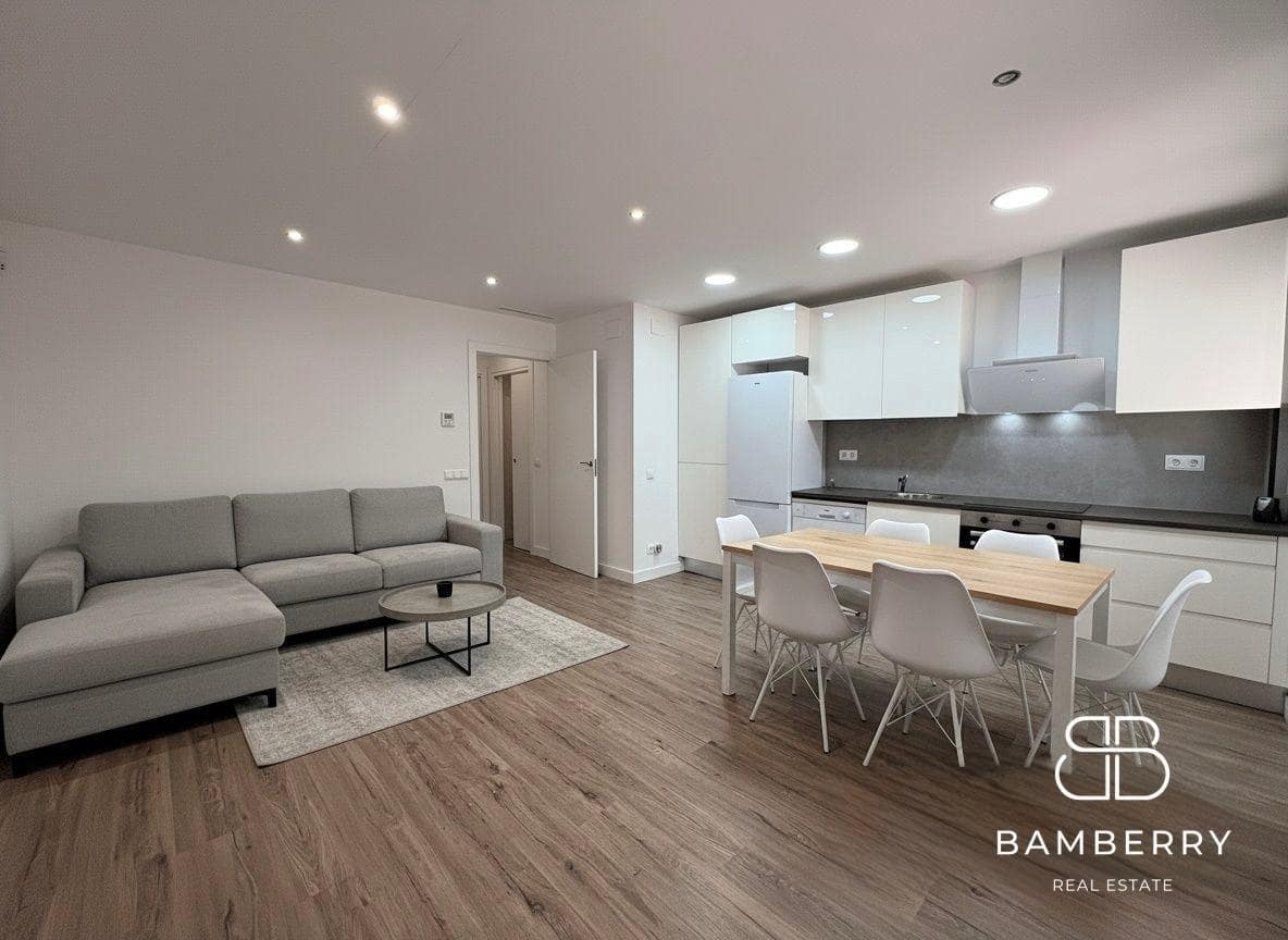 Piso de 2 habitaciones en Castelldefels en venta - 215.000 € (Ref: 9219985)