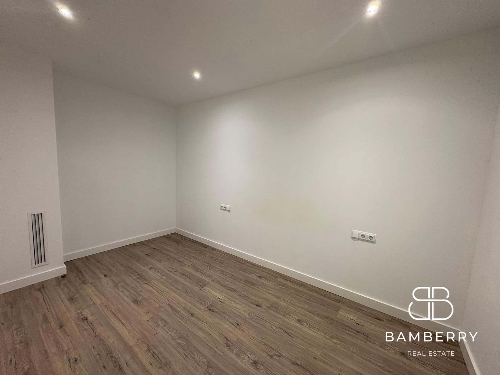 Piso de 2 habitaciones en Castelldefels en venta - 215.000 € (Ref: 9219985)