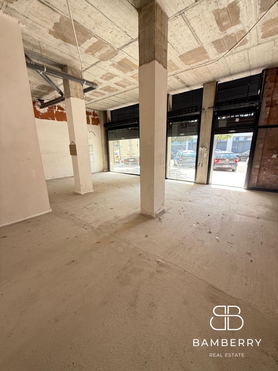 Erhverv til leje i Badalona - € 1.680 (Ref: 9228561)