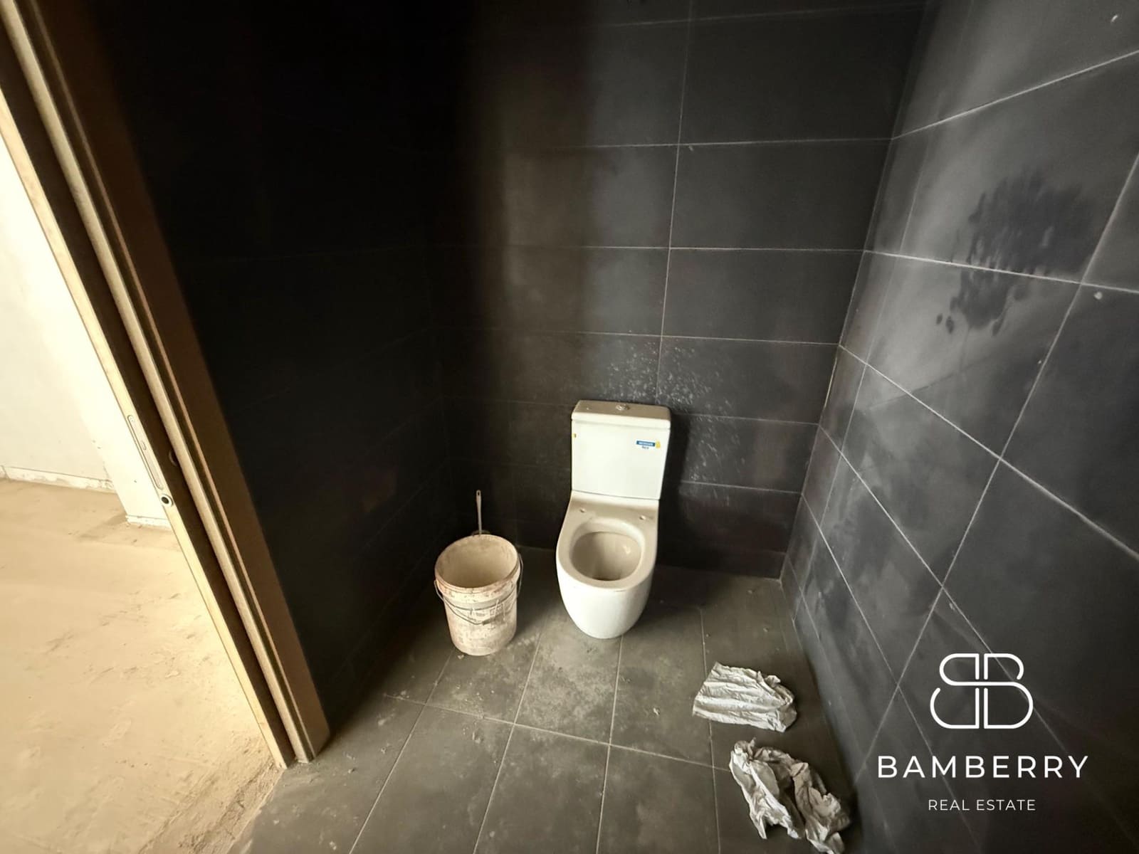 Erhverv til leje i Badalona - € 1.680 (Ref: 9228561)