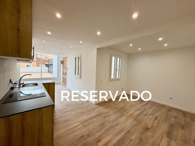 2 sovrum Takvåning till salu i Eixample, Barcelona stad - 589 000 € (Ref: 9243445)