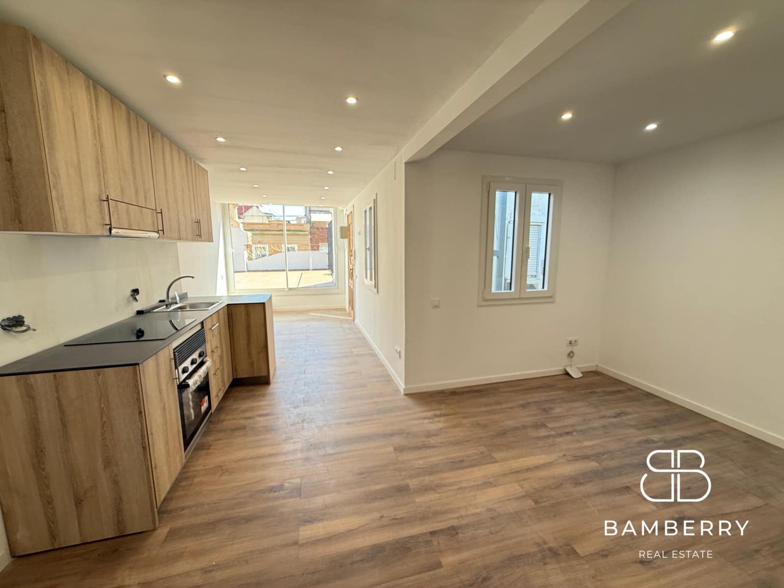 2 quarto Penthouse para venda em Barcelona cidade - 589 000 € (Ref: 9243445)