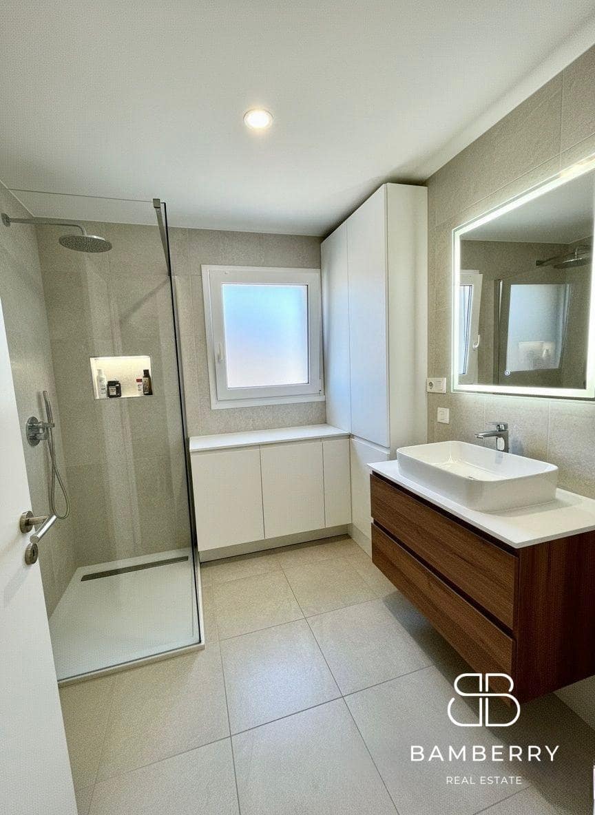 3 slaapkamer Flat te koop in Castelldefels - € 329.000 (Ref: 9272630)