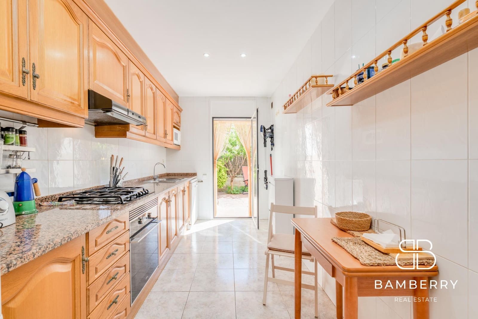 3 sypialnia Apartament na sprzedaż w Sant Pol de Mar z basenem garażem - 425 000 € (Ref: 9374137)