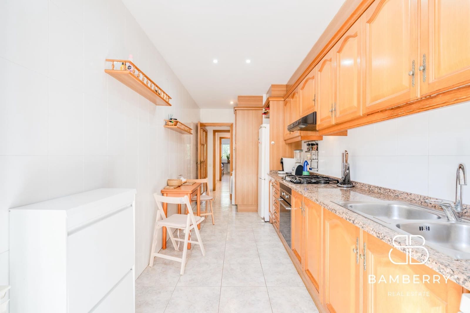 3 sypialnia Apartament na sprzedaż w Sant Pol de Mar z basenem garażem - 425 000 € (Ref: 9374137)