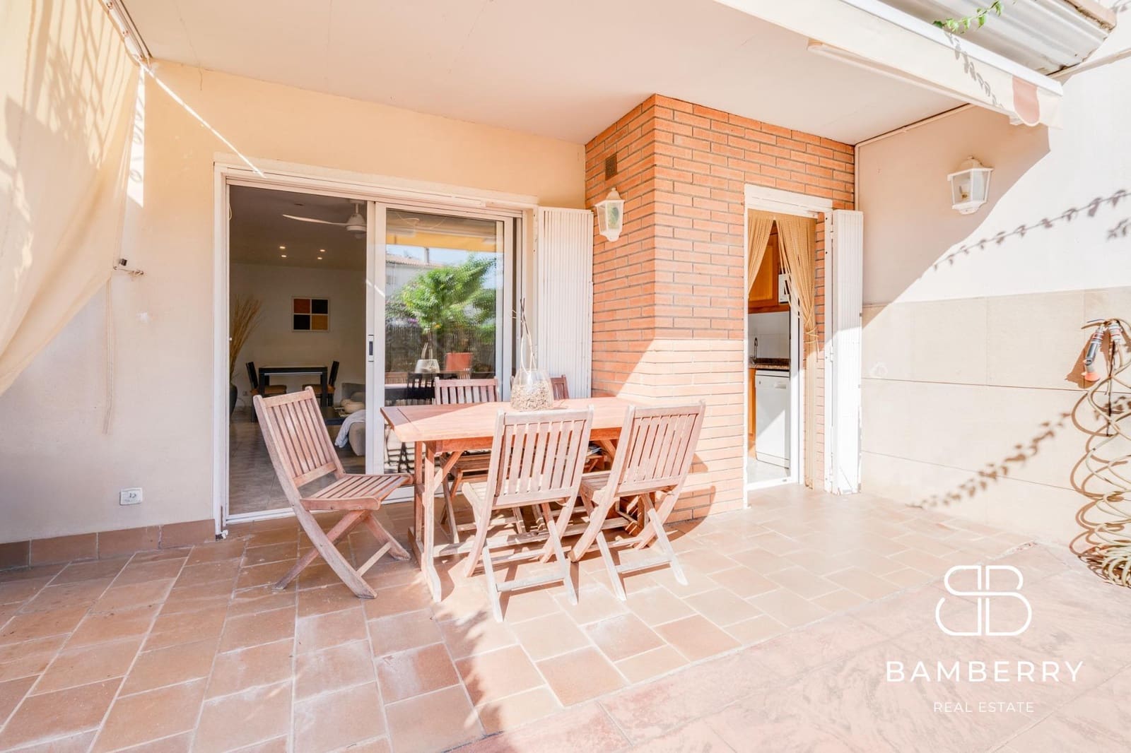 3 sypialnia Apartament na sprzedaż w Sant Pol de Mar z basenem garażem - 425 000 € (Ref: 9374137)