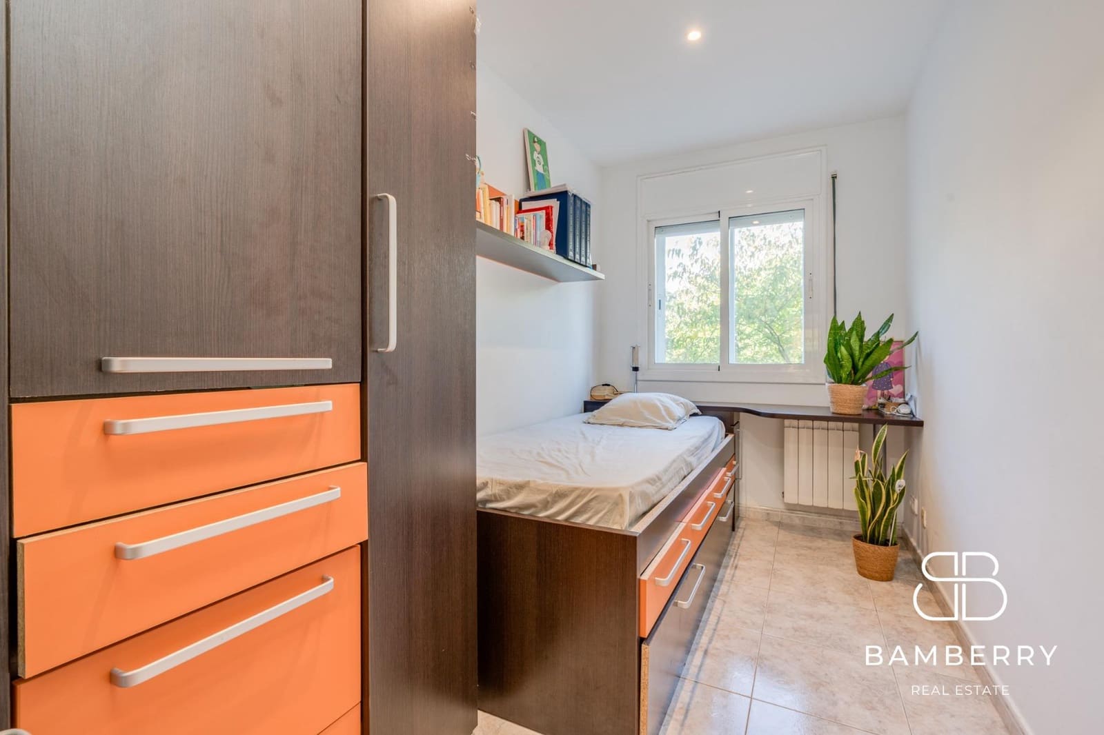 3 sypialnia Apartament na sprzedaż w Sant Pol de Mar z basenem garażem - 425 000 € (Ref: 9374137)