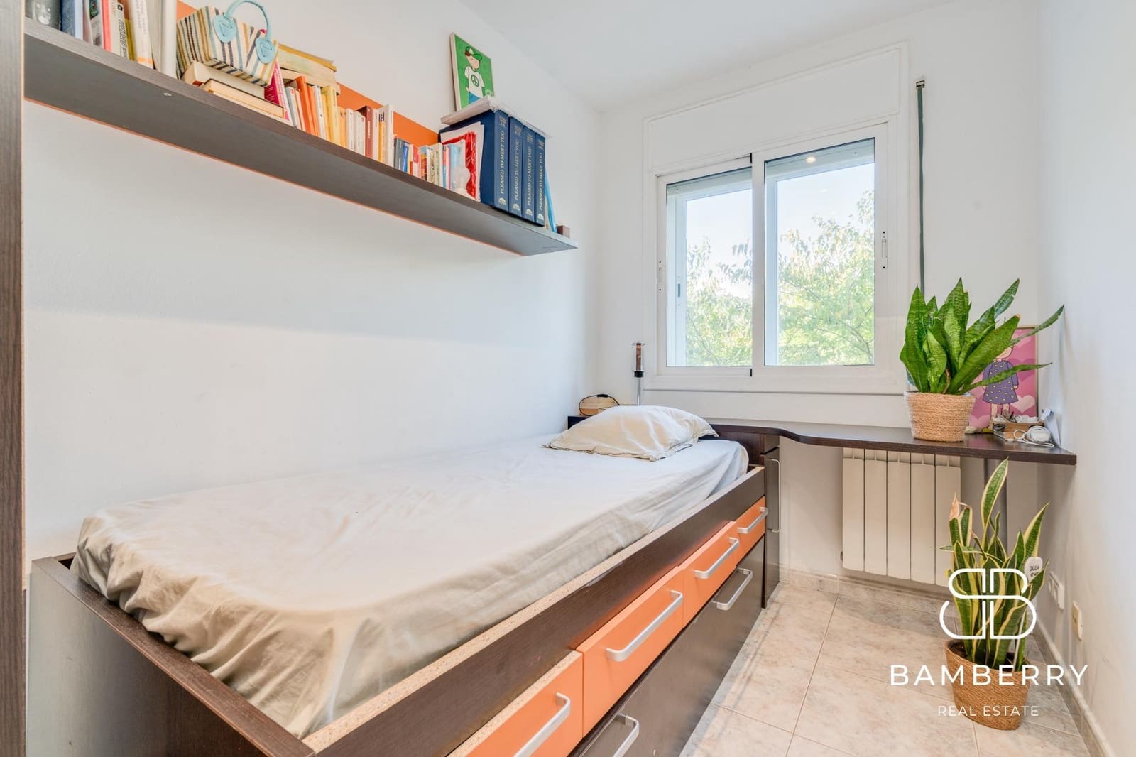 3 sypialnia Apartament na sprzedaż w Sant Pol de Mar z basenem garażem - 425 000 € (Ref: 9374137)