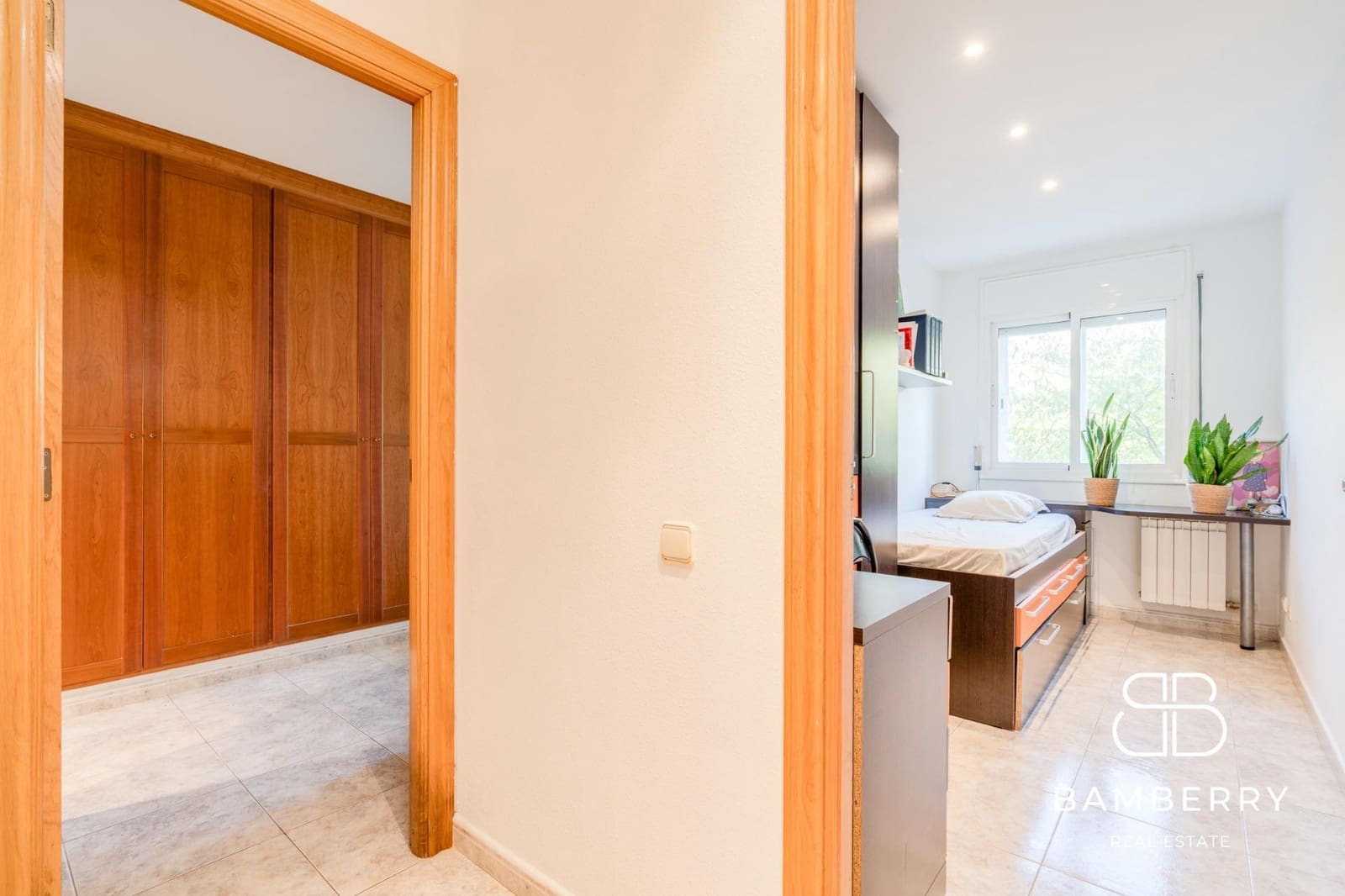 3 sypialnia Apartament na sprzedaż w Sant Pol de Mar z basenem garażem - 425 000 € (Ref: 9374137)