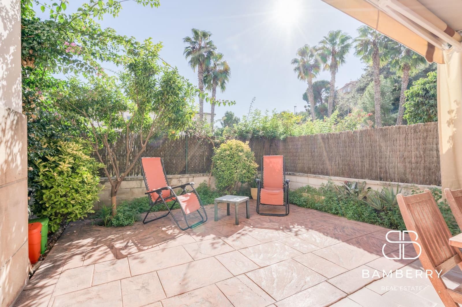 3 sypialnia Apartament na sprzedaż w Sant Pol de Mar z basenem garażem - 425 000 € (Ref: 9374137)