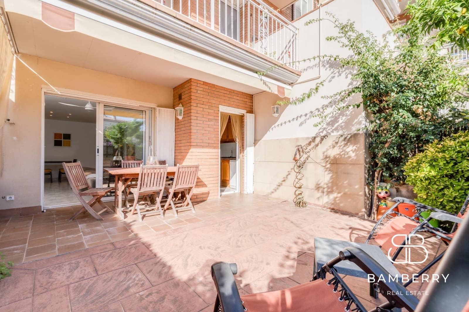 3 sypialnia Apartament na sprzedaż w Sant Pol de Mar z basenem garażem - 425 000 € (Ref: 9374137)