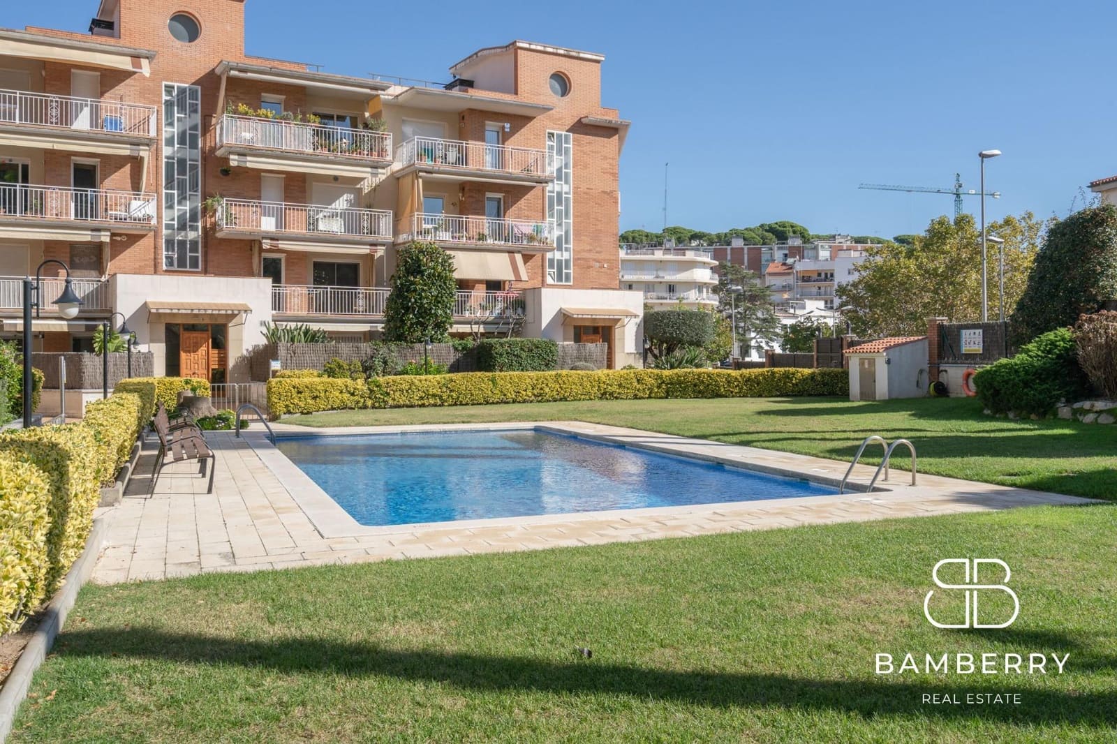 3 sypialnia Apartament na sprzedaż w Sant Pol de Mar z basenem garażem - 425 000 € (Ref: 9374137)