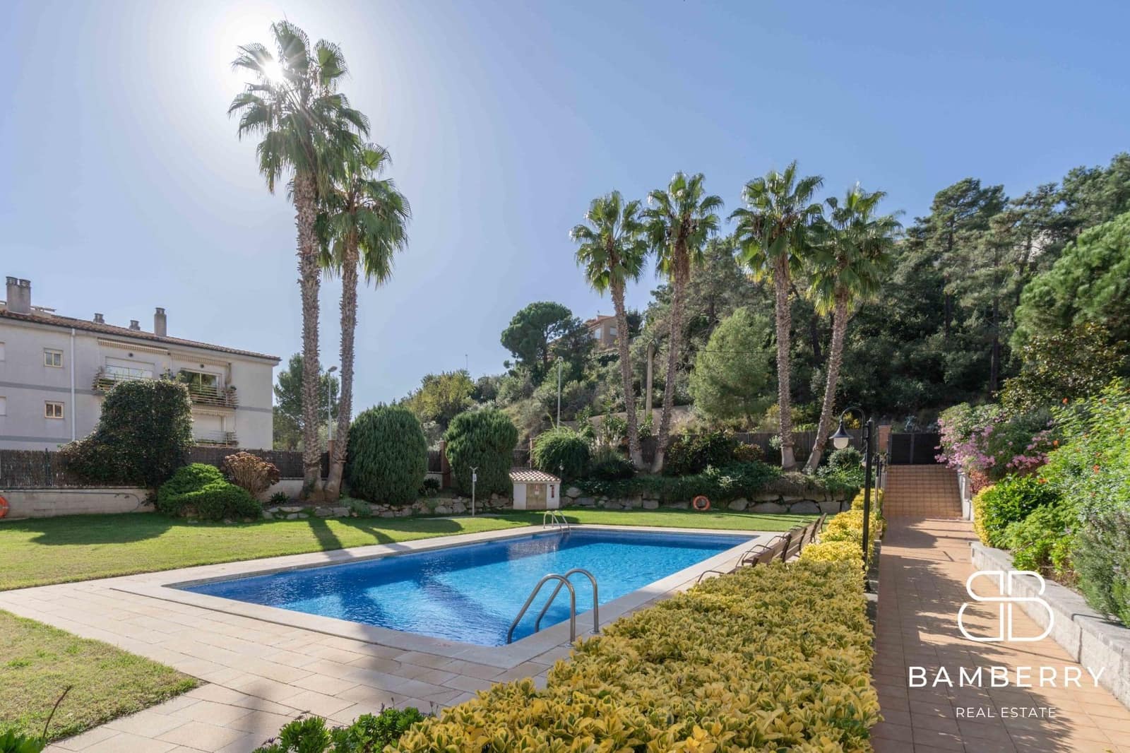 3 bedroom Flat for sale in Sant Pol de Mar with pool garage - € 425,000 (Ref: 9374137)