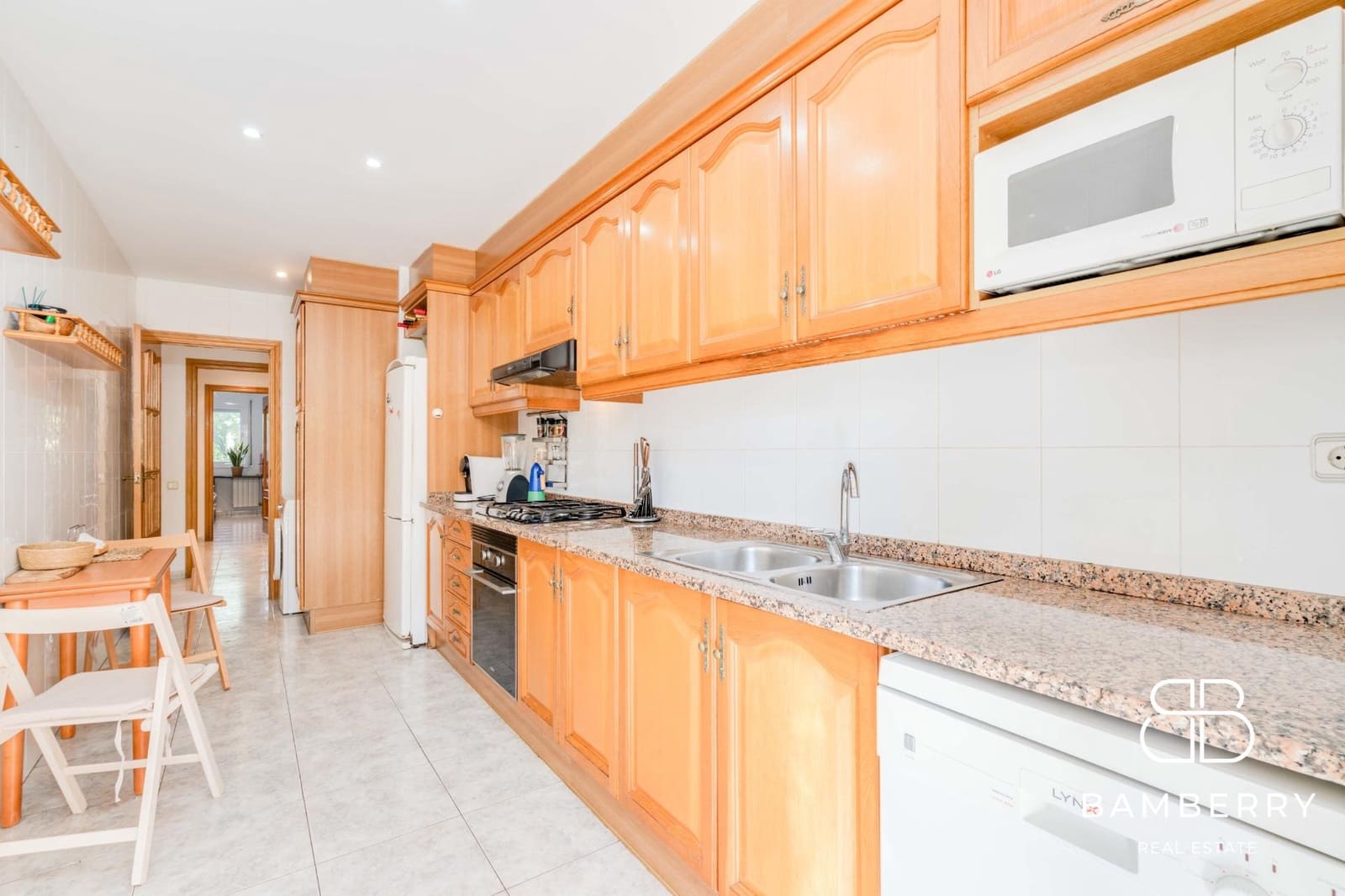 3 bedroom Flat for sale in Sant Pol de Mar with pool garage - € 425,000 (Ref: 9374137)
