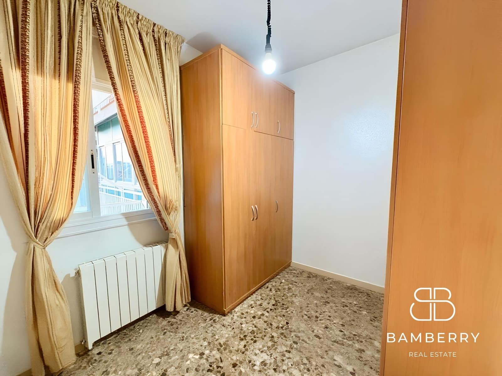 3 bedroom Flat for sale in Castelldefels - € 365,000 (Ref: 9513443)