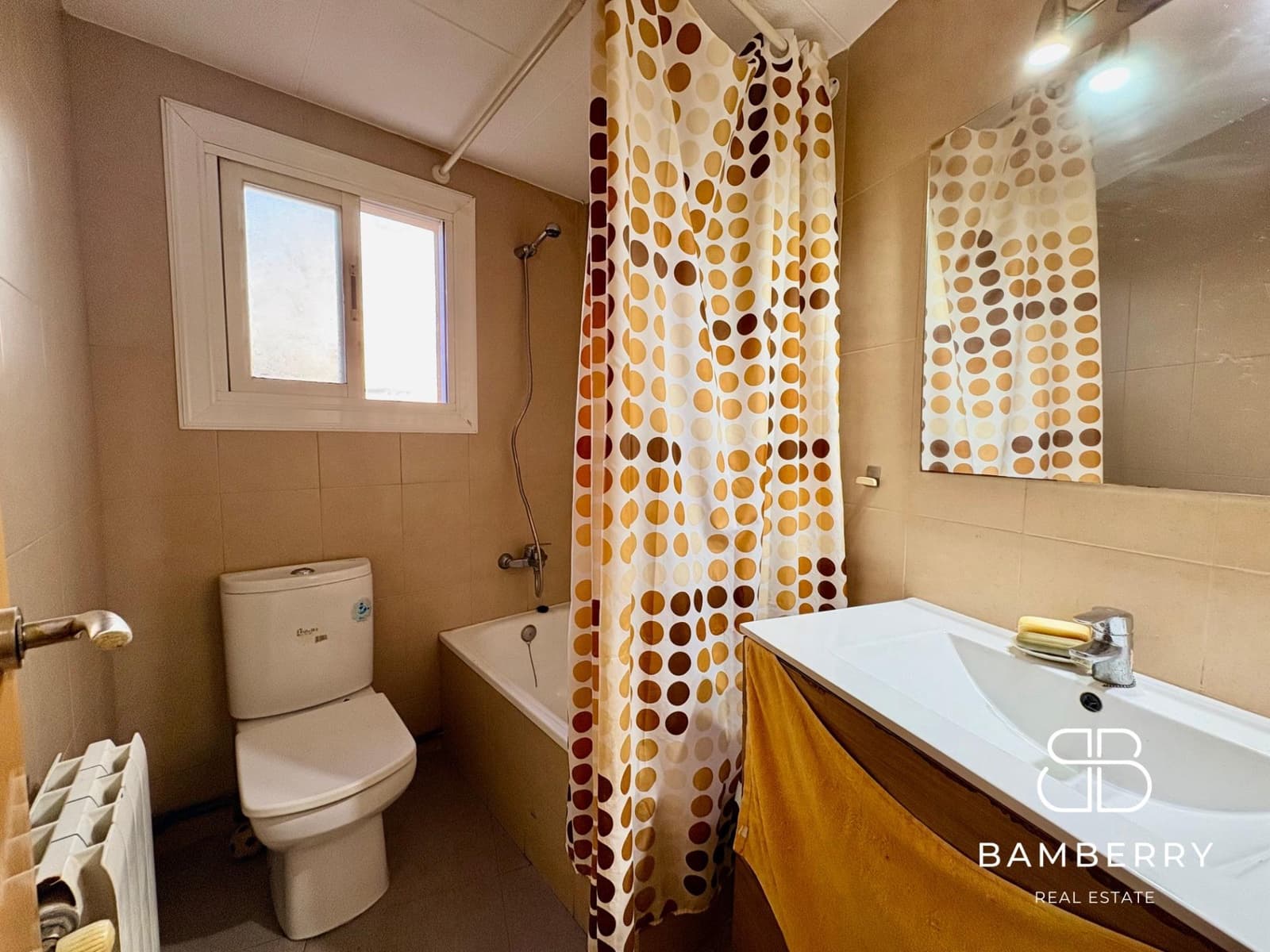 3 bedroom Flat for sale in Castelldefels - € 365,000 (Ref: 9513443)