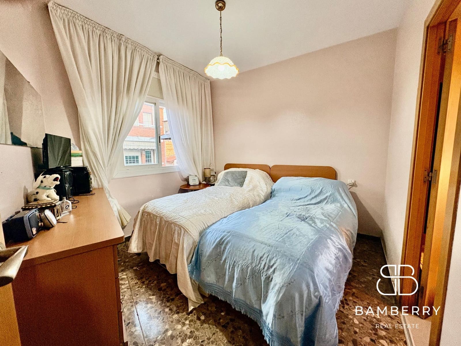 3 bedroom Flat for sale in Castelldefels - € 365,000 (Ref: 9513443)