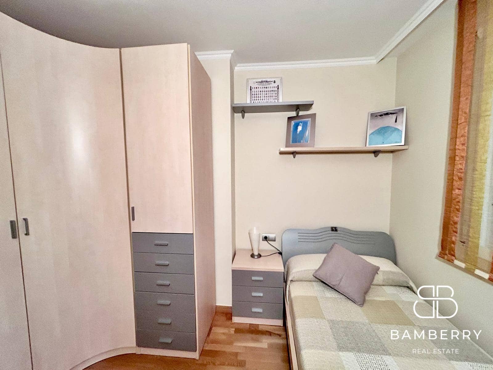 3 slaapkamer Flat te koop in Castelldefels met zwembad - € 565.000 (Ref: 9568707)