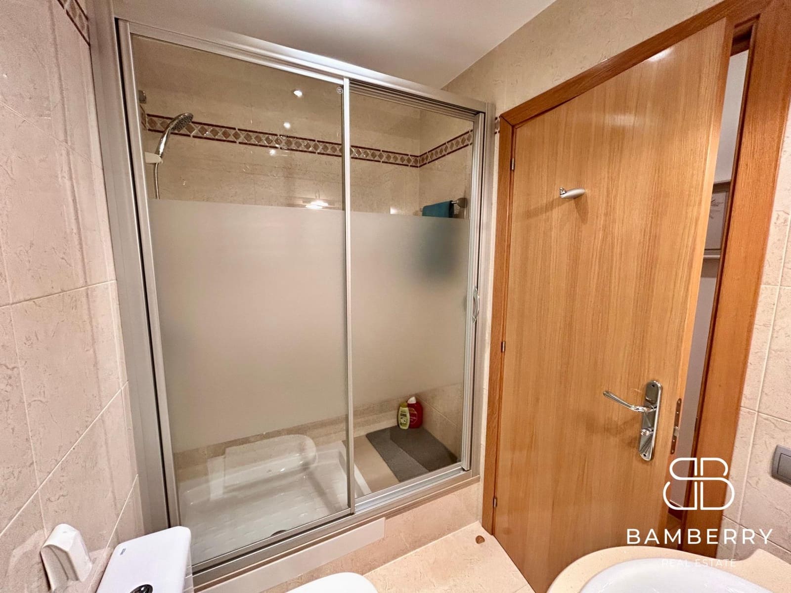 3 slaapkamer Flat te koop in Castelldefels met zwembad - € 565.000 (Ref: 9568707)