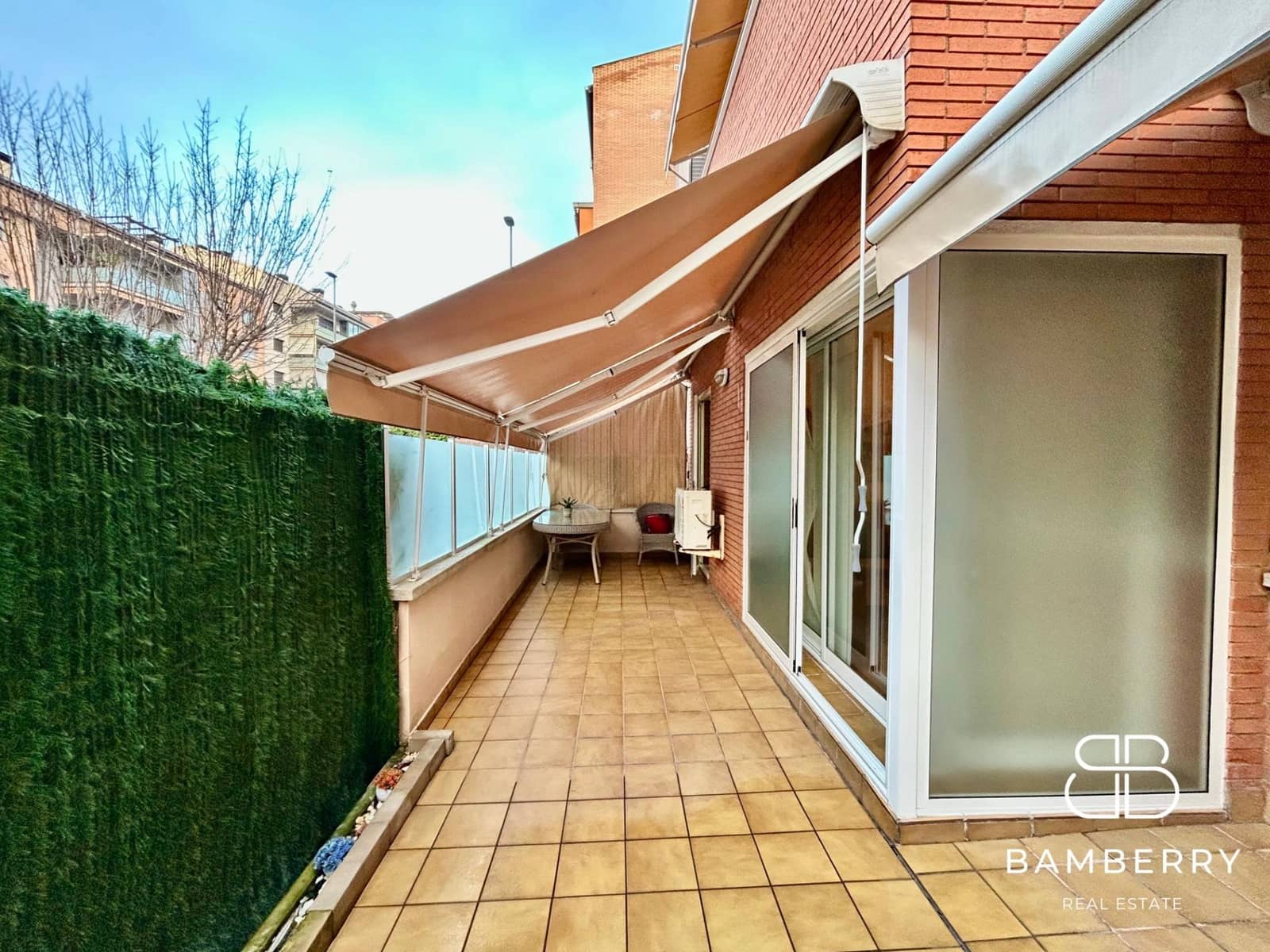 3 slaapkamer Flat te koop in Castelldefels met zwembad - € 565.000 (Ref: 9568707)