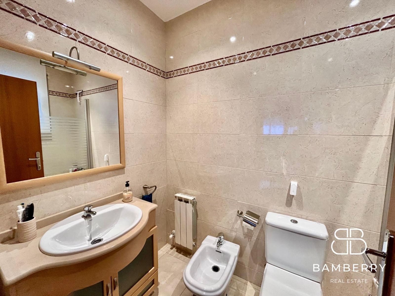 3 slaapkamer Flat te koop in Castelldefels met zwembad - € 565.000 (Ref: 9568707)