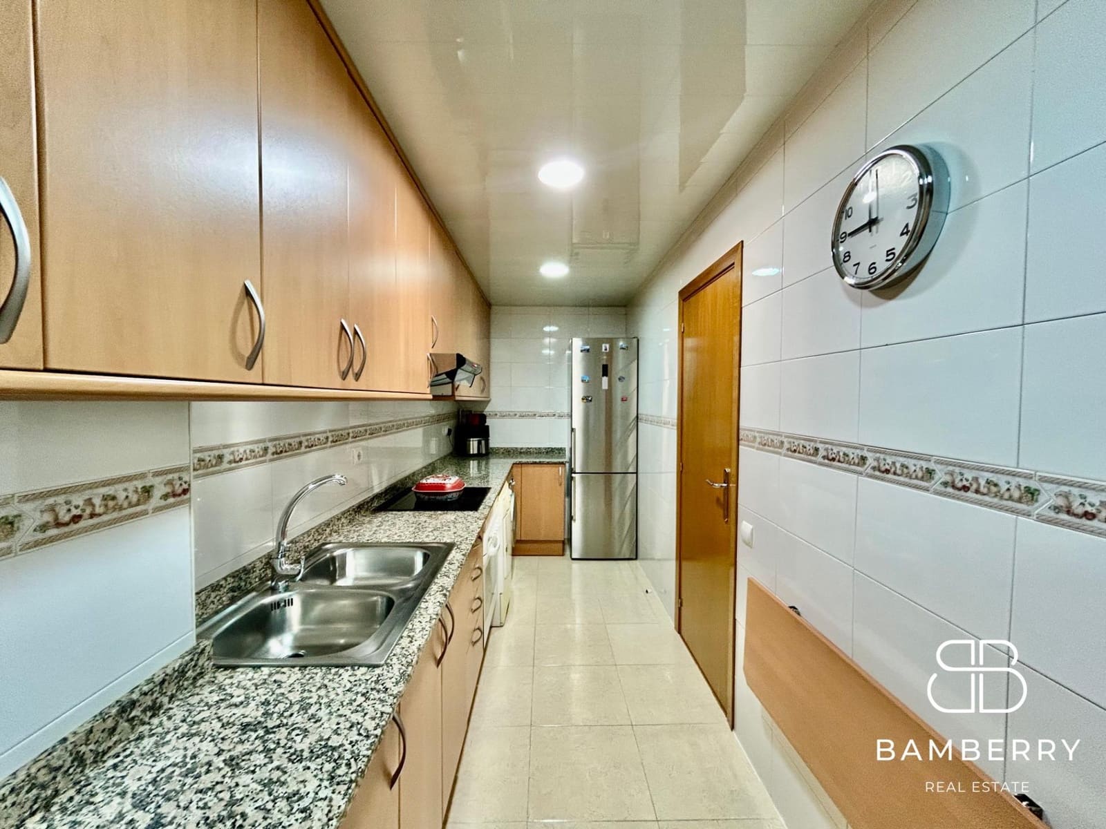 3 bedroom Flat for sale in Castelldefels with pool - € 565,000 (Ref: 9568707)