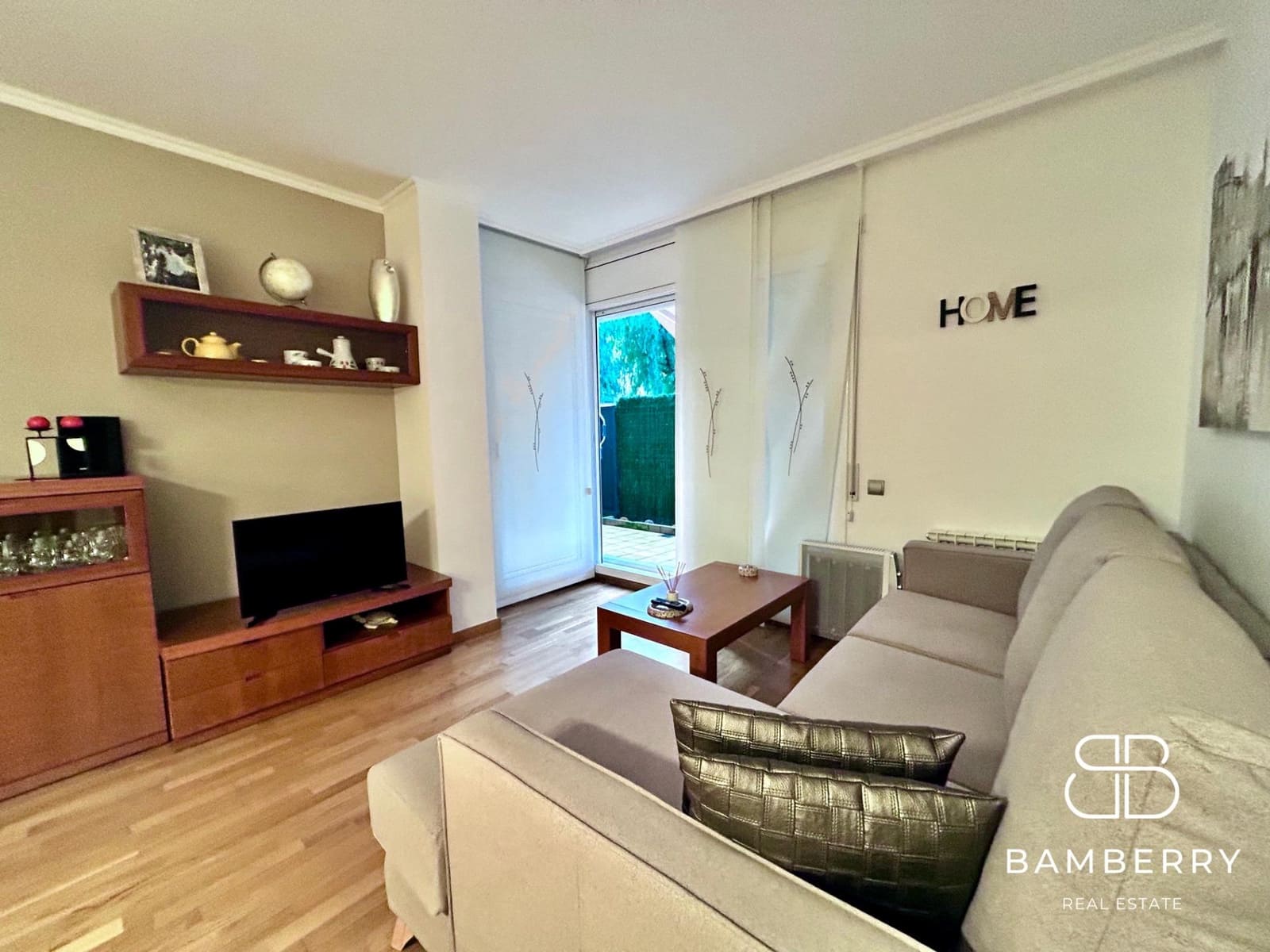 3 bedroom Flat for sale in Castelldefels with pool - € 565,000 (Ref: 9568707)