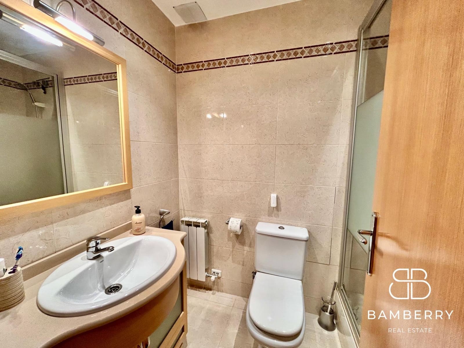 3 bedroom Flat for sale in Castelldefels with pool - € 565,000 (Ref: 9568707)