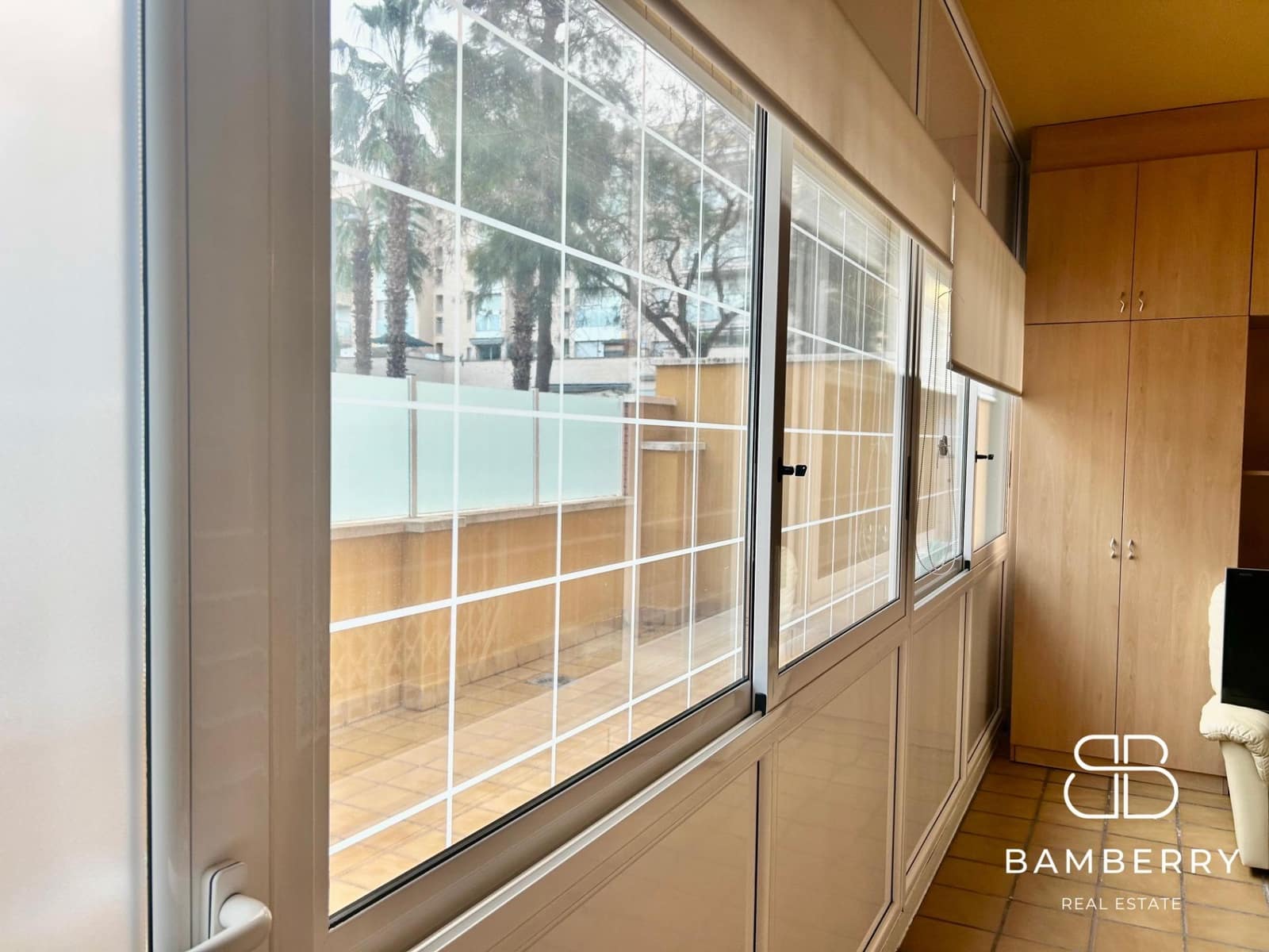 3 bedroom Flat for sale in Castelldefels with pool - € 565,000 (Ref: 9568707)