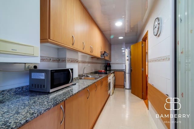 3 sypialnia Mieszkanie na sprzedaż w Castelldefels z basenem - 565 000 € (Ref: 9568707)