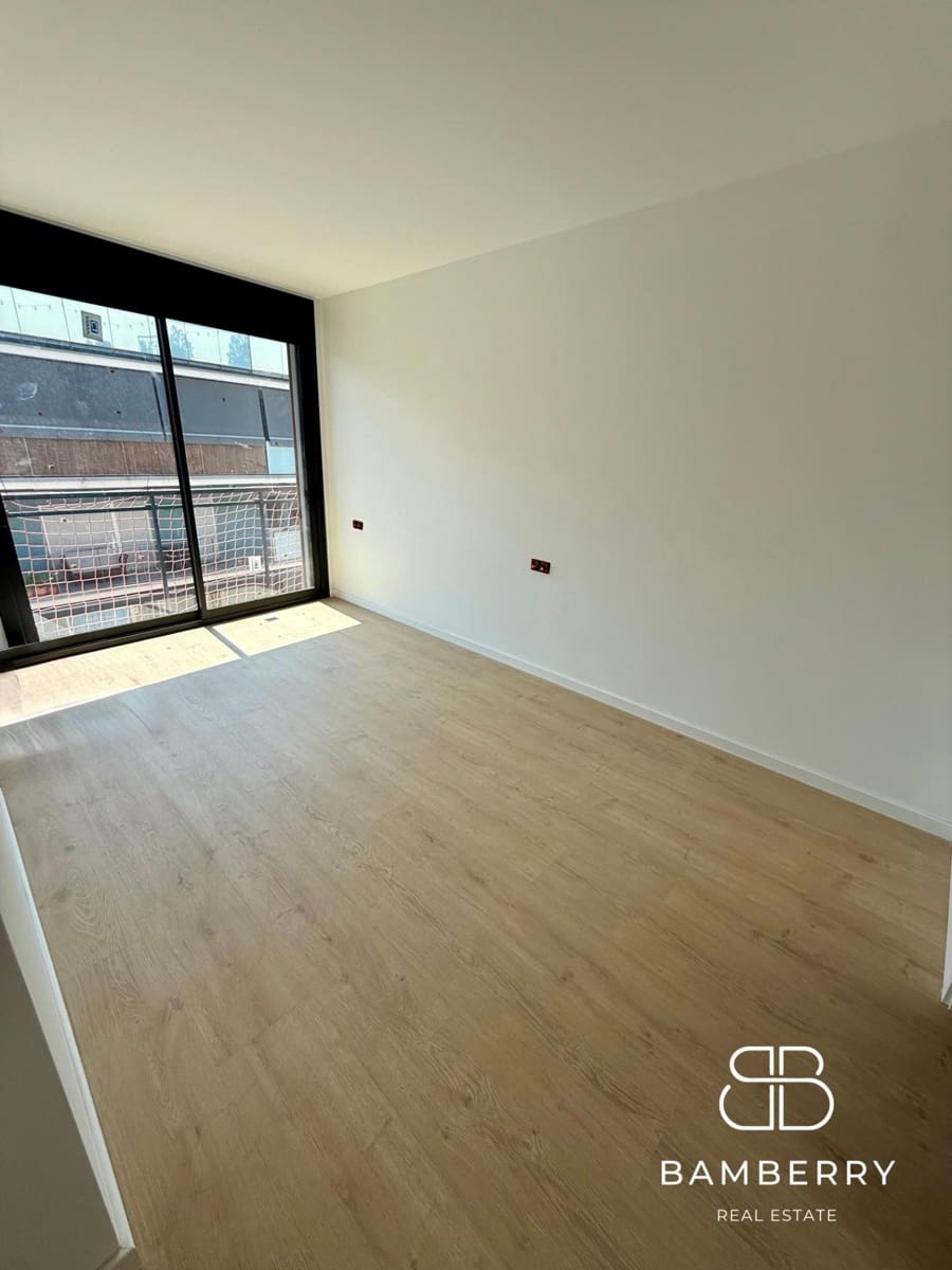 3 makuuhuone Kattohuoneisto myytävänä paikassa Badalona mukana 
autotalli - 575 000 € (Ref: 9627593)