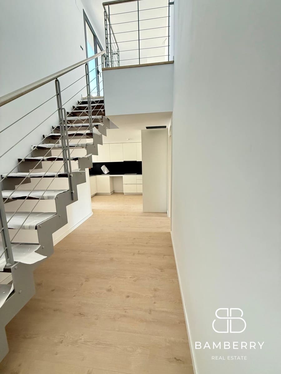 3 bedroom Penthouse for sale in Badalona with garage - € 575,000 (Ref: 9627593)