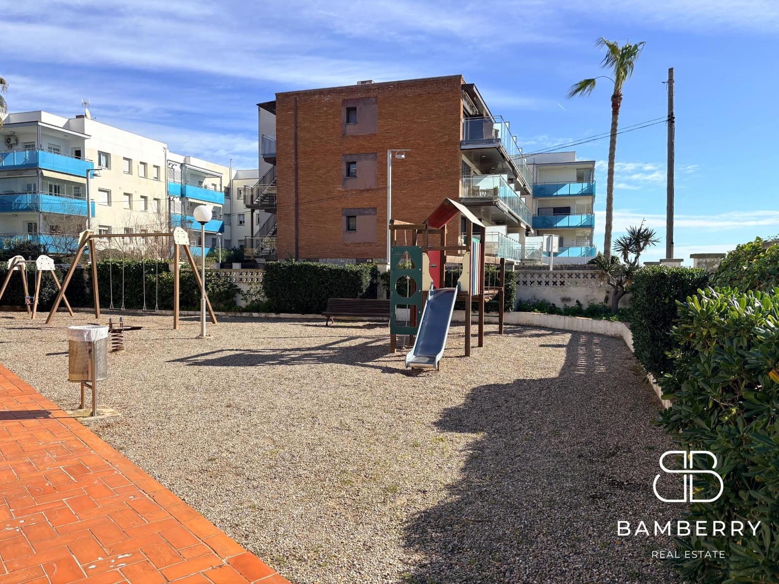 2 slaapkamer Penthouse te koop in Castelldefels met zwembad - € 795.000 (Ref: 9645057)