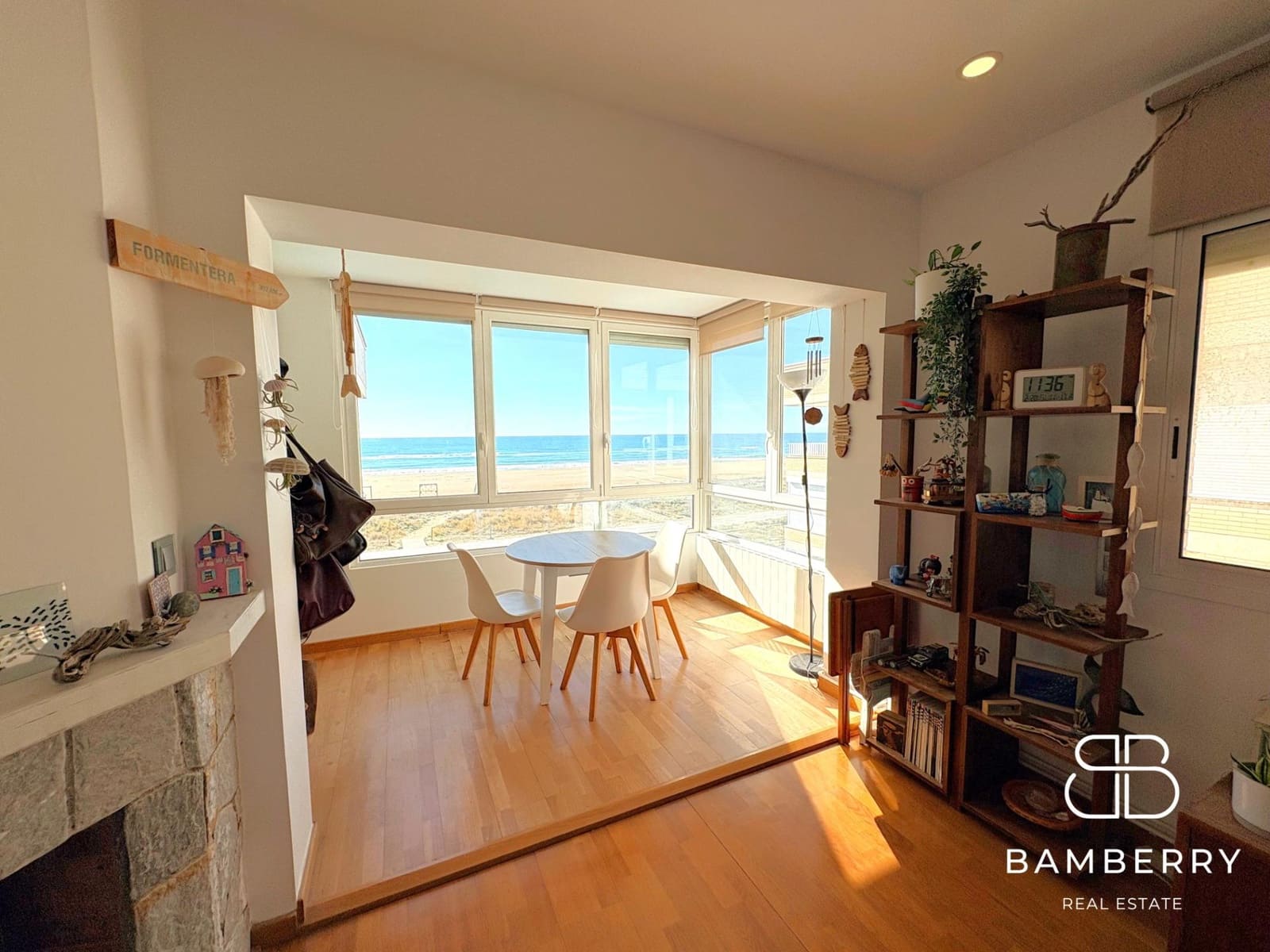 2 bedroom Penthouse for sale in Castelldefels with pool - € 695,000 (Ref: 9645057)