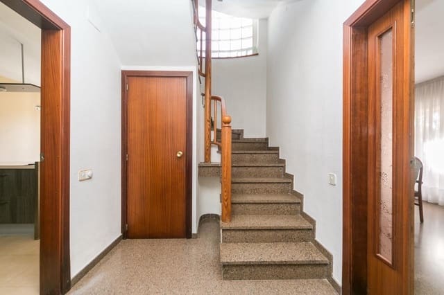 5 chambre Maison de Ville à vendre à Gavà - 1 390 000 € (Ref: 9788429)